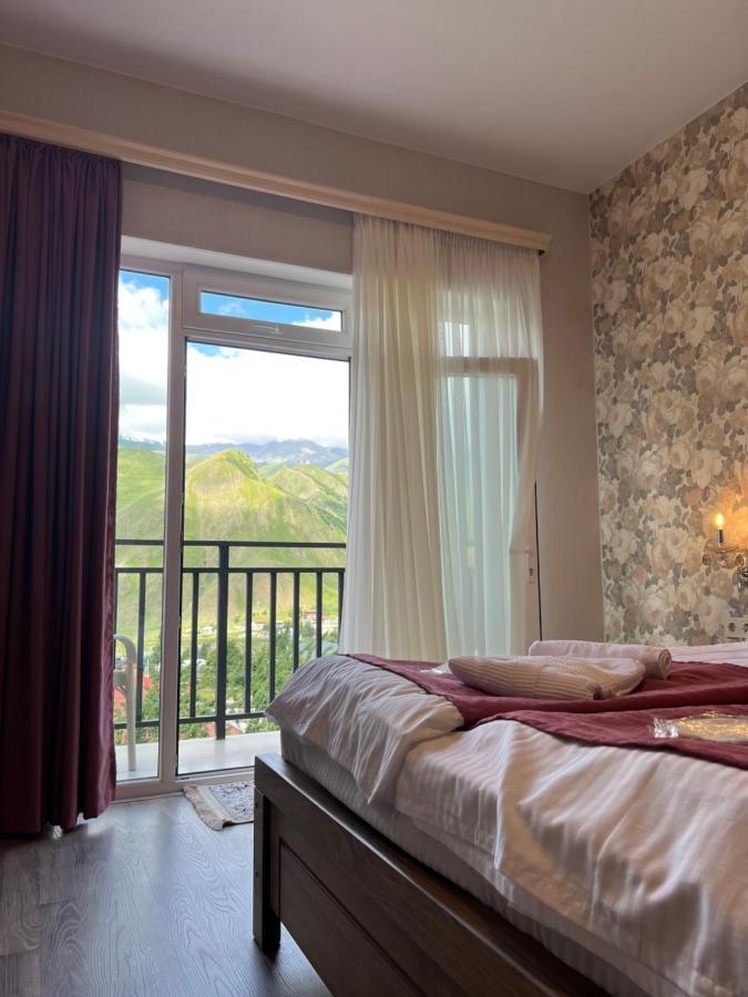 Planet Kazbegi Hotel Exterior photo