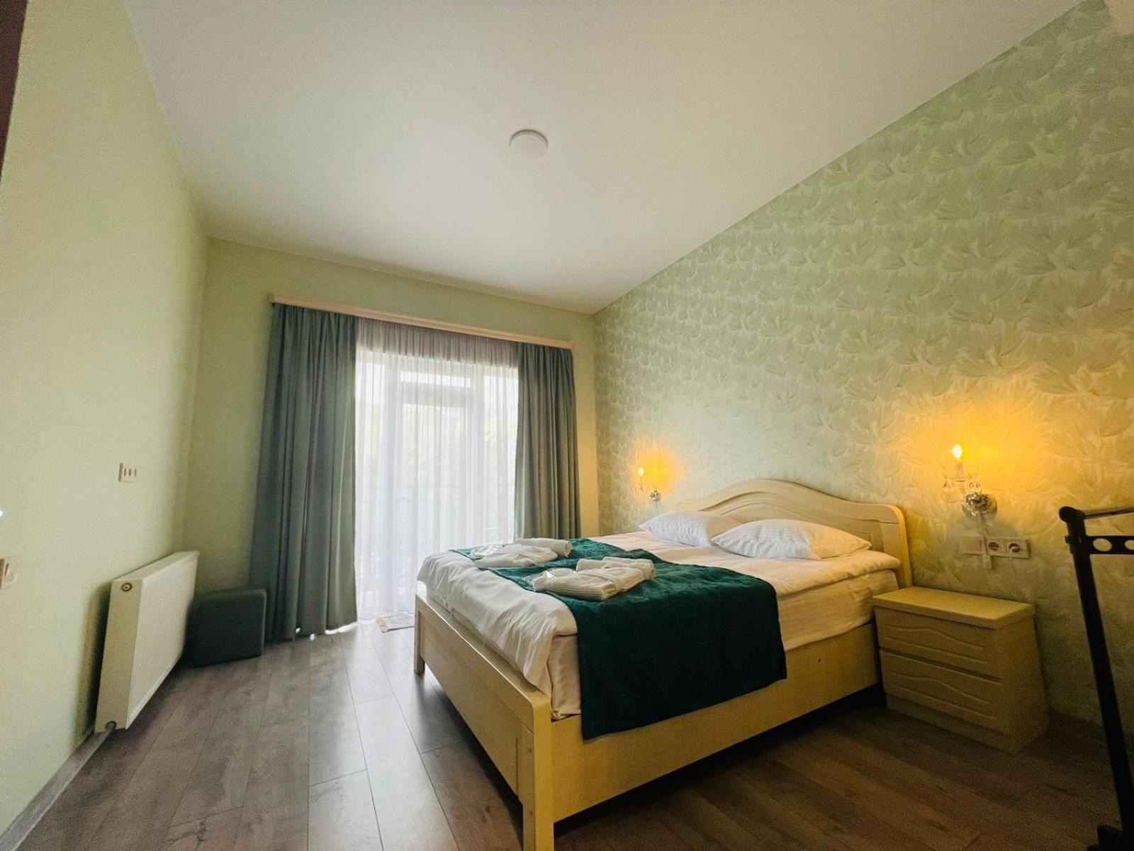 Planet Kazbegi Hotel Exterior photo
